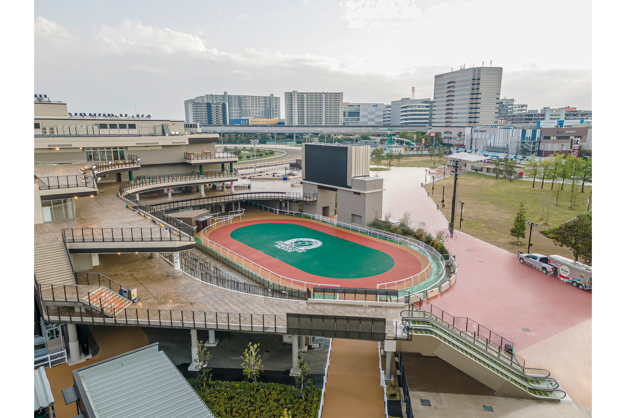 パドック・観覧テラス